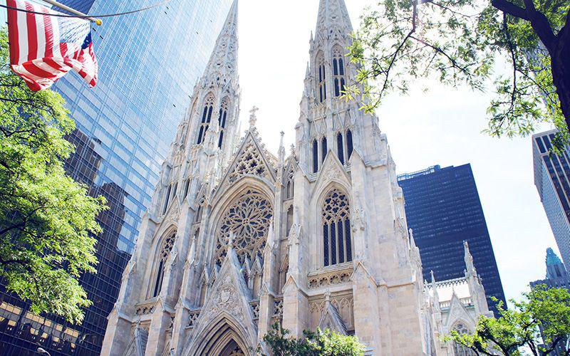 Du lịch New York: Dạo quanh một vòng nhà thờ Saint Patrick