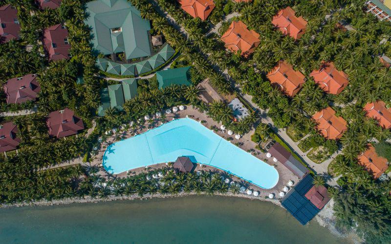 Combo VMB và khách sạn Diamond Bay Resort & Spa Nha Trang