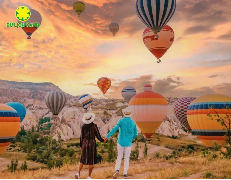 Tour Khinh Khí Cầu Cappadocia ngắm bình minh Soganli