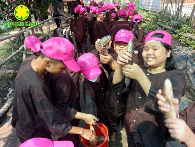 Tour học sinh tham quan Dragon Farm 1 ngày