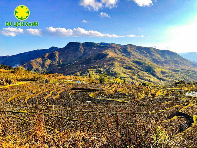 Tour trekking leo núi Khang Su Văn 2 ngày 1 đêm