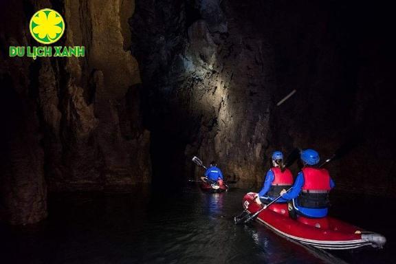 Tour Quảng Bình, Tour chèo thuyền Kayak thám hiểm Động Phong Nha 4500M – Xuyên Sơn Hồ, Tour du lịch Quảng Bình 1 ngày