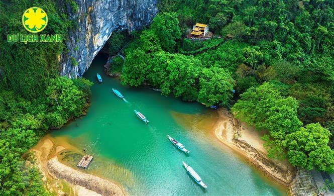 Tour Phong Nha Kẻ Bàng - Biển Nhật Lệ - Suối Nước Moọc - Vũng Chùa