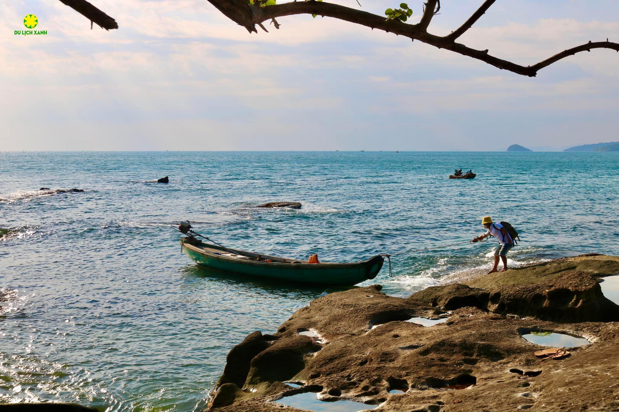  Tour Hà Nội - Đảo Ngọc - Phú Quốc 4 ngày 3 đêm (Chủ nhật hàng tuần)