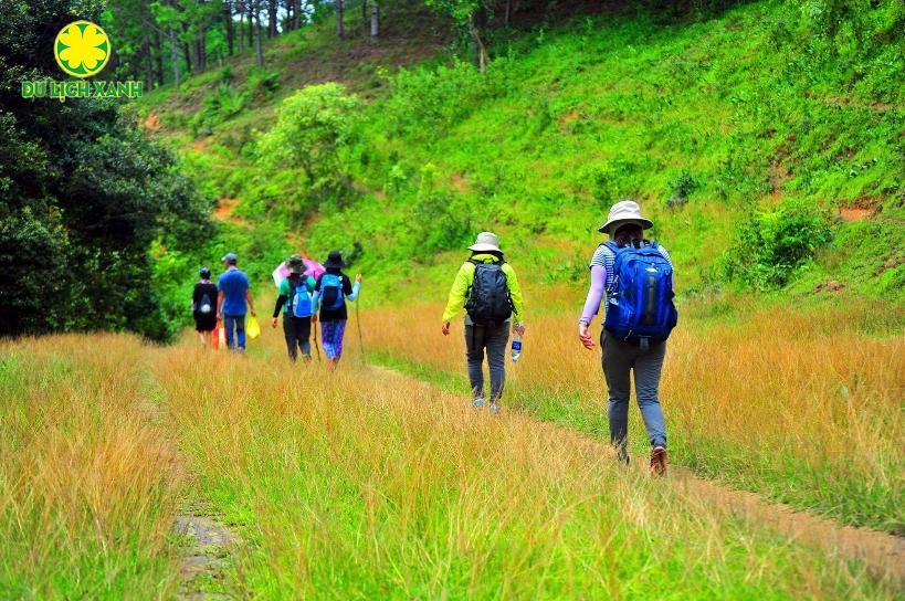 Tour trekking leo núi Tà Năng – Phan Dũng 3 ngày