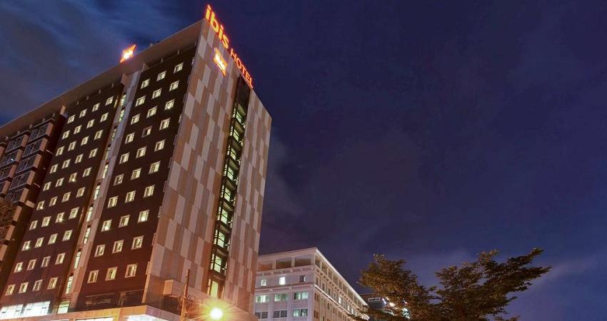 Khách sạn IBIS Saigon South Hotel 3 sao cách ly tại Hồ Chí Minh