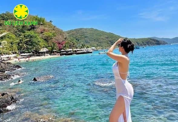 Tour Tết Hồ Chí Minh Nha Trang, Tour Tết Nha Trang Hòn Sỏi, Tour Tết Con Sẻ Tre