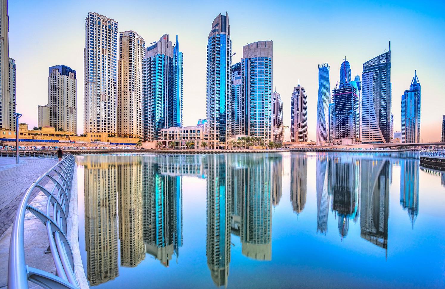 Dubai - Abu Dhabi ( KS 4*,tặng vé vườn hoa Miracle, tặng vé lên tháp Burj Khalifa,Thưởng thức bữa buffet tại khách sạn 5 sao)