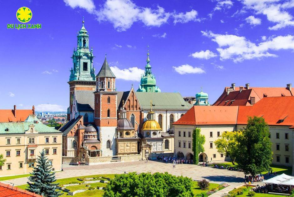 Bảo hiểm du lịch Ba Lan xin visa Ba Lan đạt kết quả cao