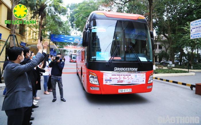 Cho thuê xe đưa đón sinh viên về quê ăn Tết tại Hà Nội