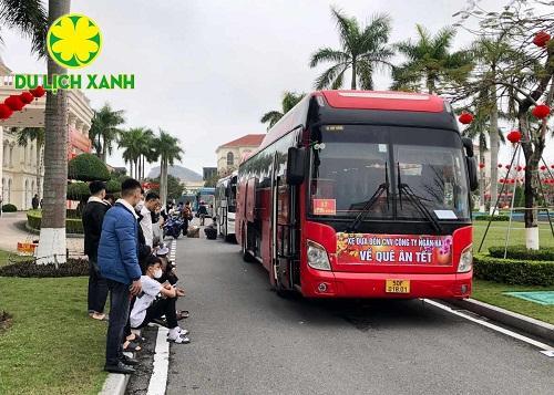 Cho thuê xe đưa đón Công nhân về quê ăn Tết tại Hồ Chí Minh