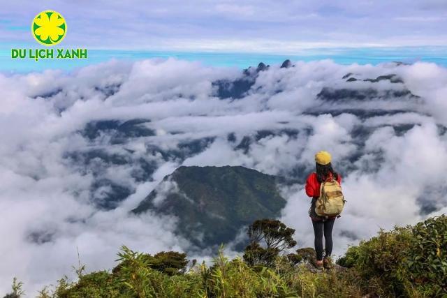 Tour trekking leo núi Tả Liên Sơn 2 ngày 1 đêm từ Hà Nội